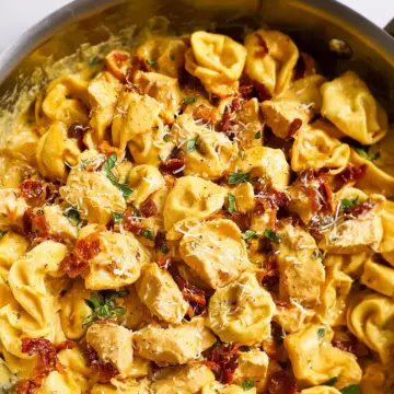 Marry Me Chicken Tortellini