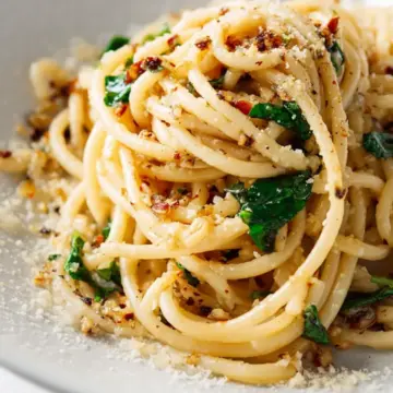 Bucatini Pasta with Garlic Butter Sauce